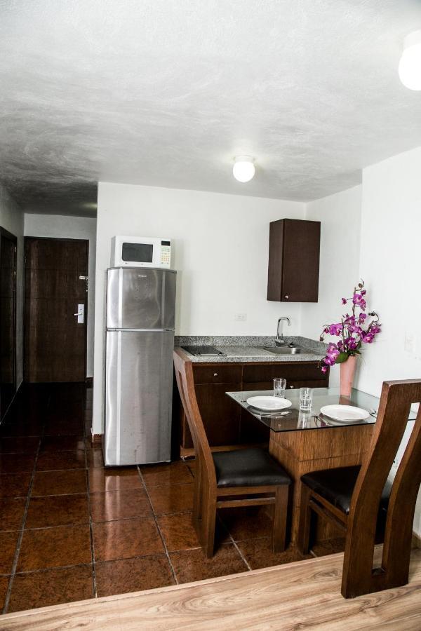 Booking Dioh Monterrey Exteriör bild