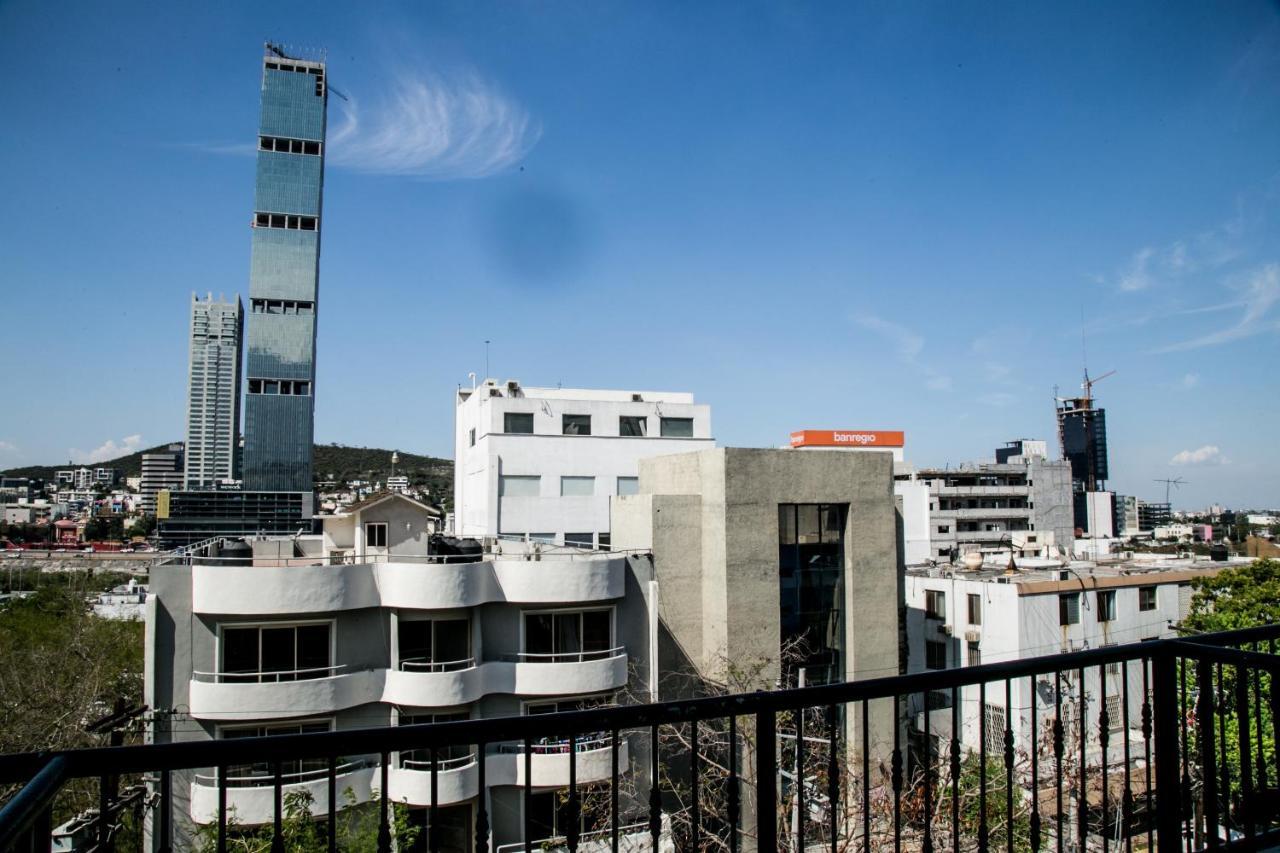 Booking Dioh Monterrey Exteriör bild