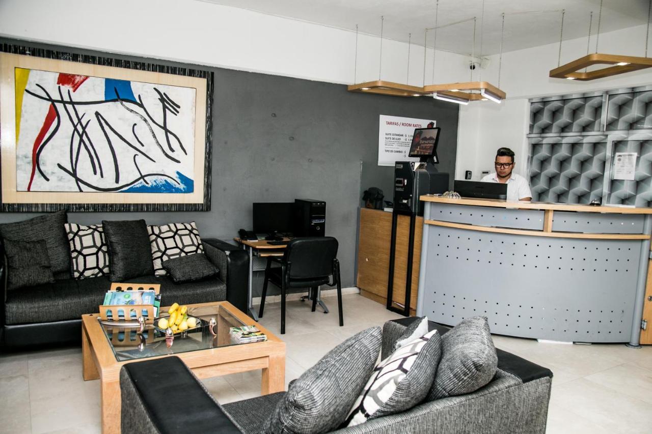Booking Dioh Monterrey Exteriör bild