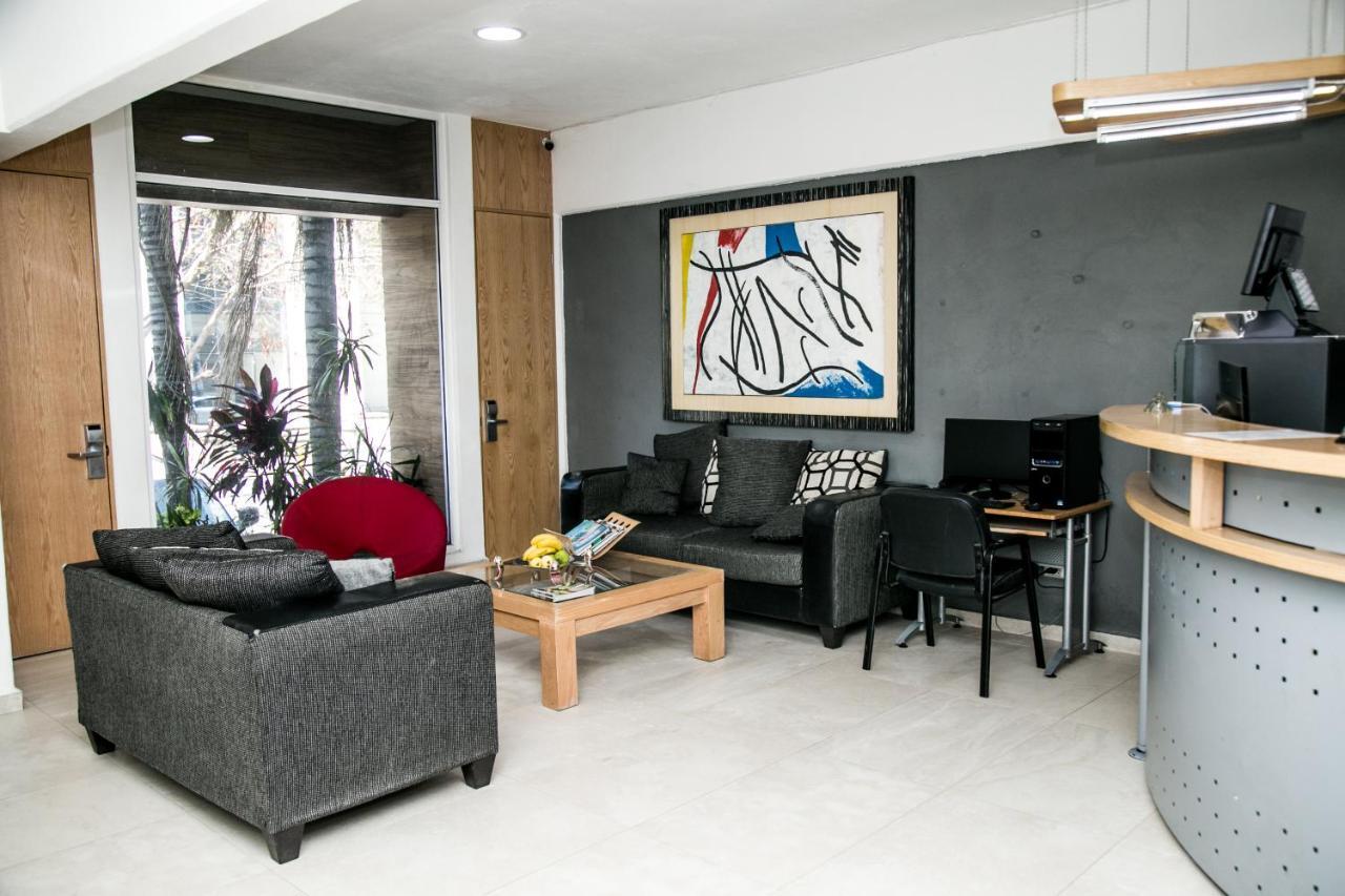 Booking Dioh Monterrey Exteriör bild