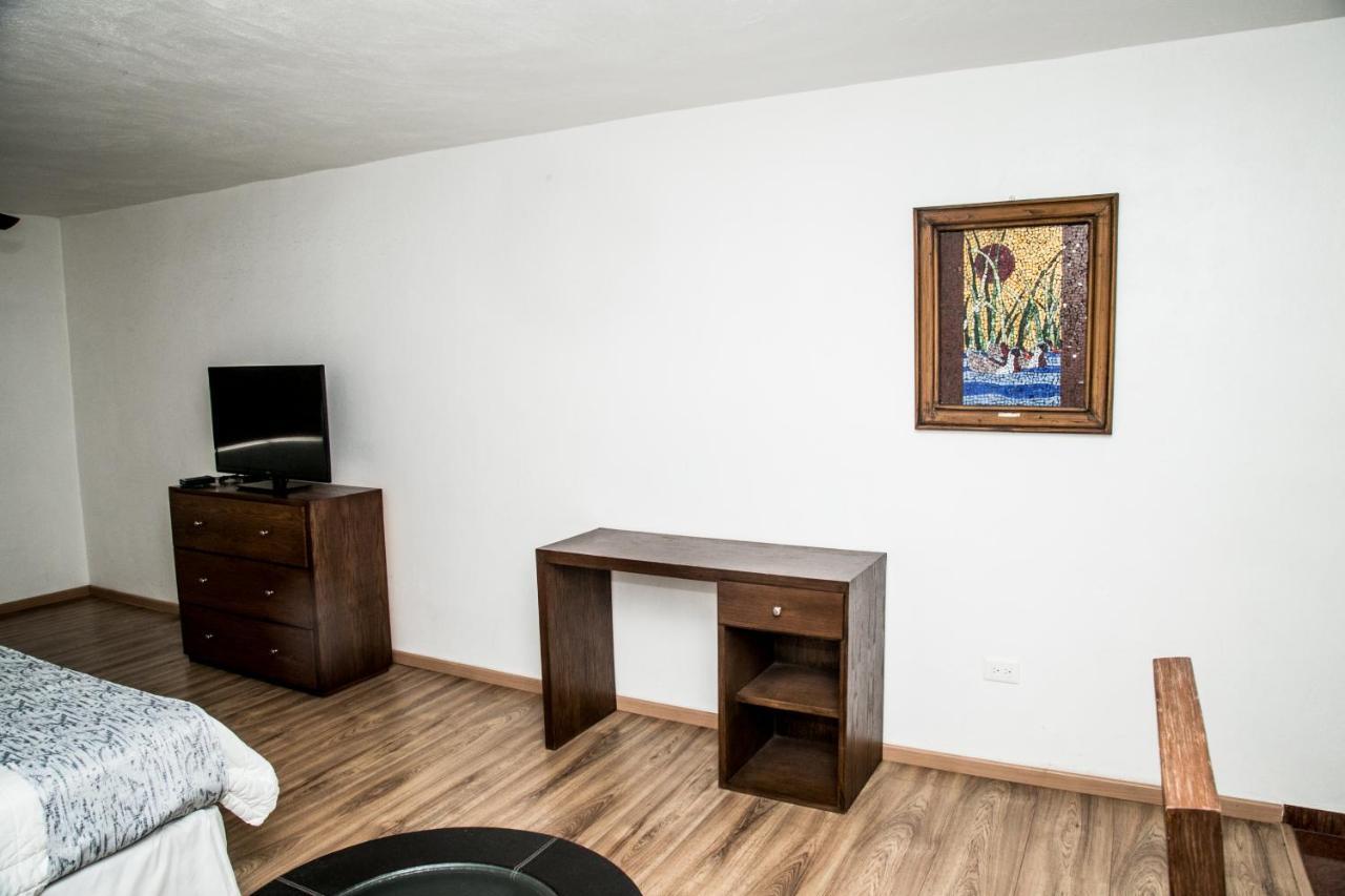 Booking Dioh Monterrey Exteriör bild