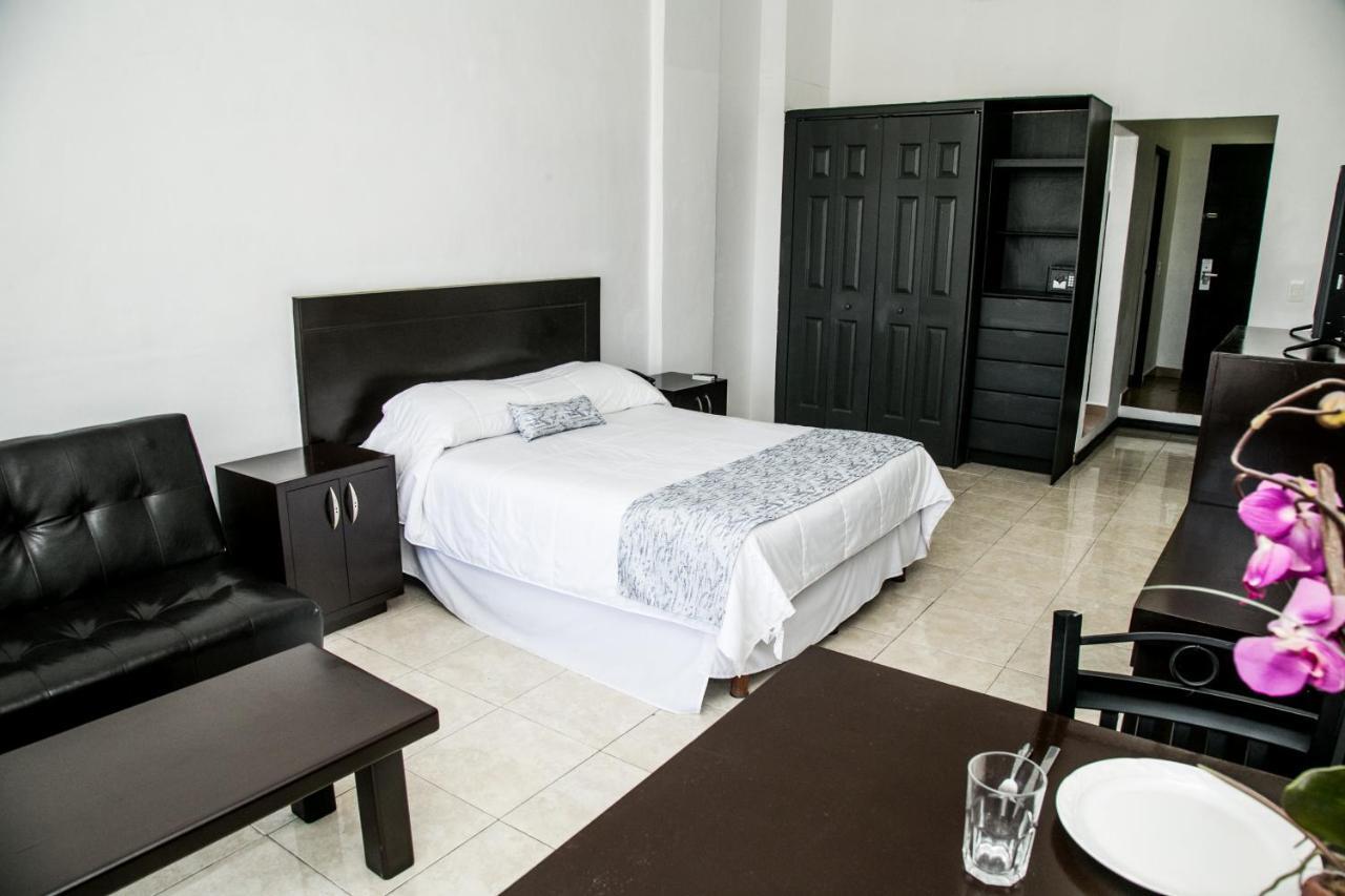 Booking Dioh Hotell Monterrey Exteriör bild