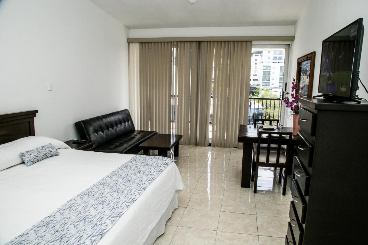 Booking Dioh Hotell Monterrey Exteriör bild